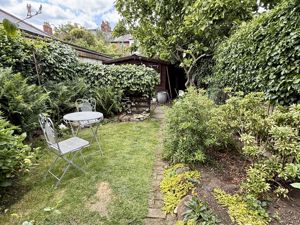 Photo 9- click for photo gallery